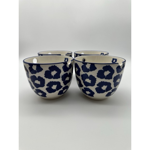 CROFTON 21 oz Noodle Bowls - Blue & White  Flower Design Set 4 - Picture 3 of 8
